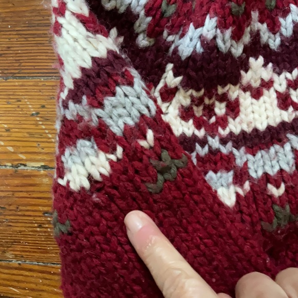 Abercrombie & Fitch sweater - Picture 7 of 8